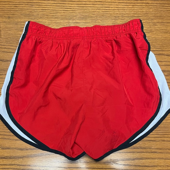 Nike Running Shorts - Picture 2 of 5
